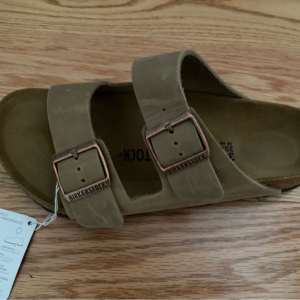 New Arizona Birkenstock Sandals Tobacco Brown